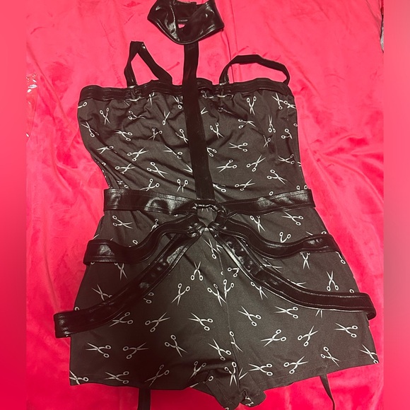 Edward scissorhands women’s costume - Picture 6 of 7